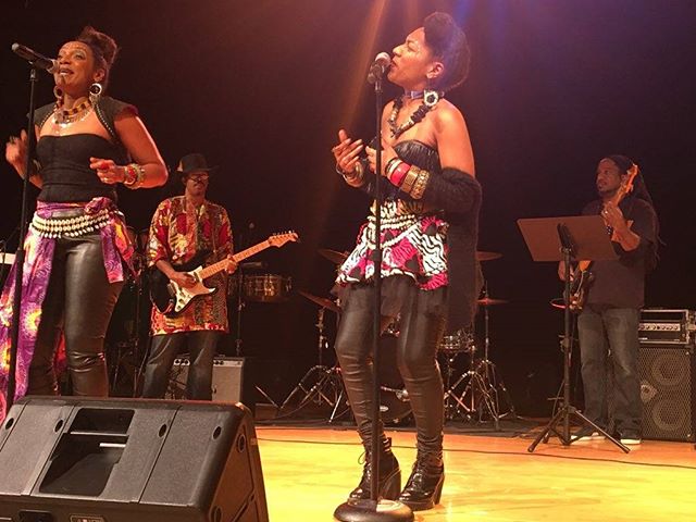It was an honor and a pleasure to play bass for my sheroes @lesnubians at #noelnight at the @thewrightmuseum last night. Many thanks to @pirahnahead for the call and the masterful job as MD. Tons of fun jamming with @aishaondrums, @tonedefmusic and Greco. Thanks to @zeinawashington for the pic.